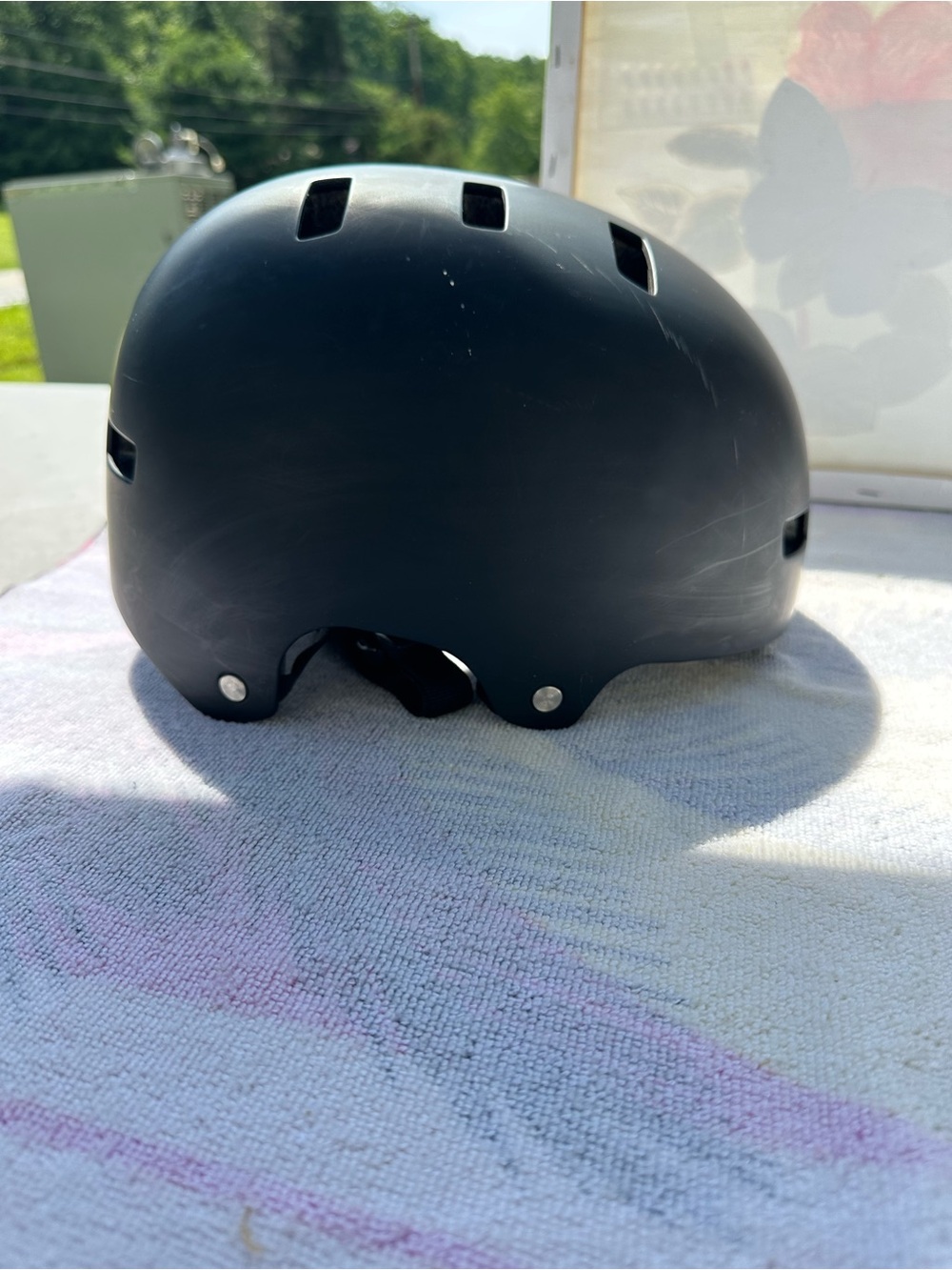 Bell Matte Black Multi-Vent Skate / bike large Helmet